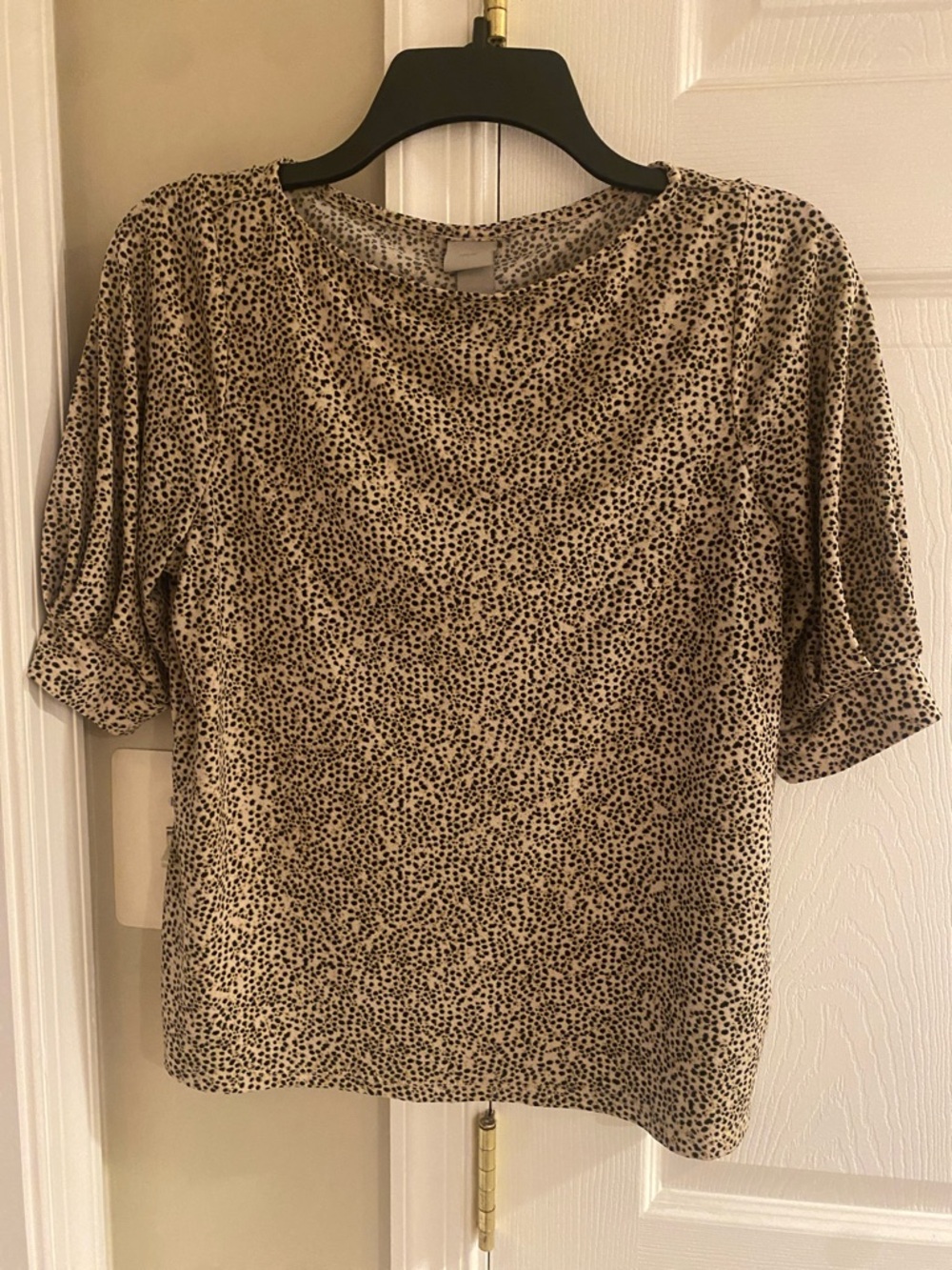 H&M Beige Taupe Short Sleeve Speckled Blouse